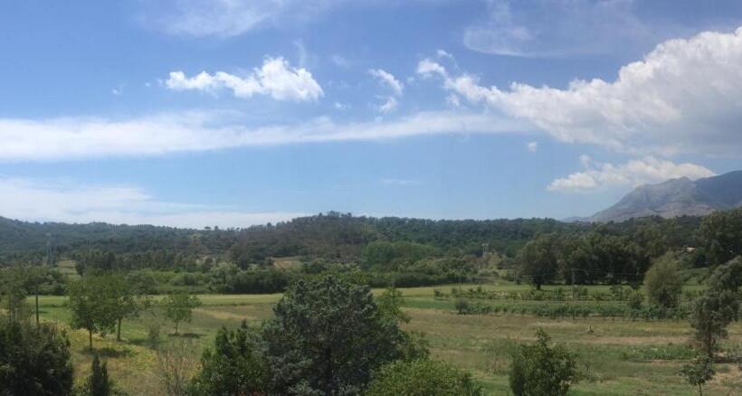 فندق Albergo Ristorante Bar Pizzeria La Lanterna