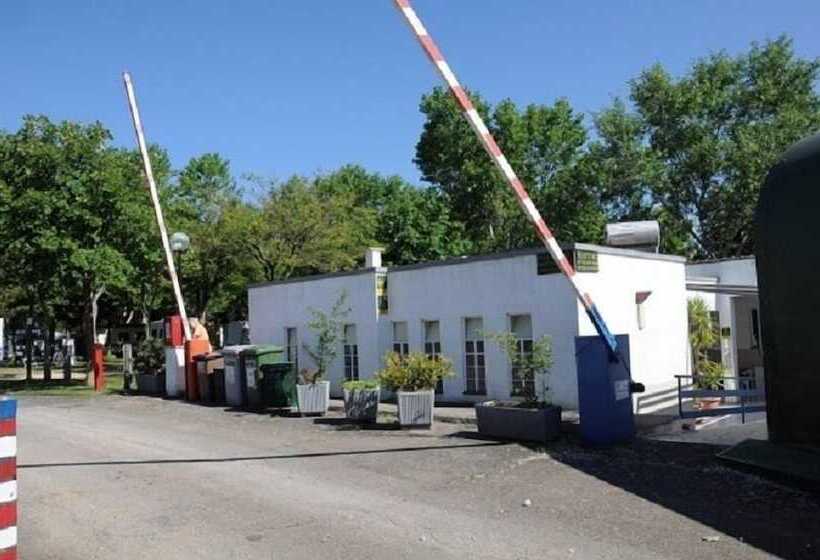 ホテル Camping Dei Trulli