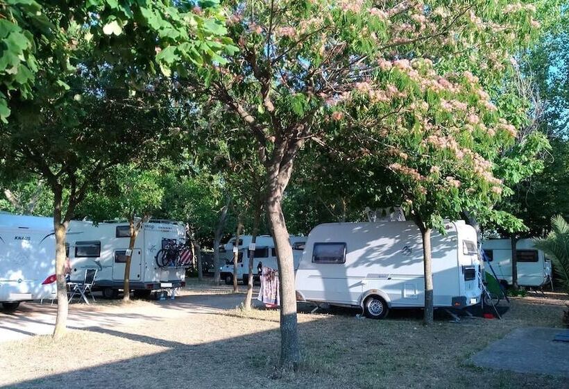 ホテル Camping Dei Trulli