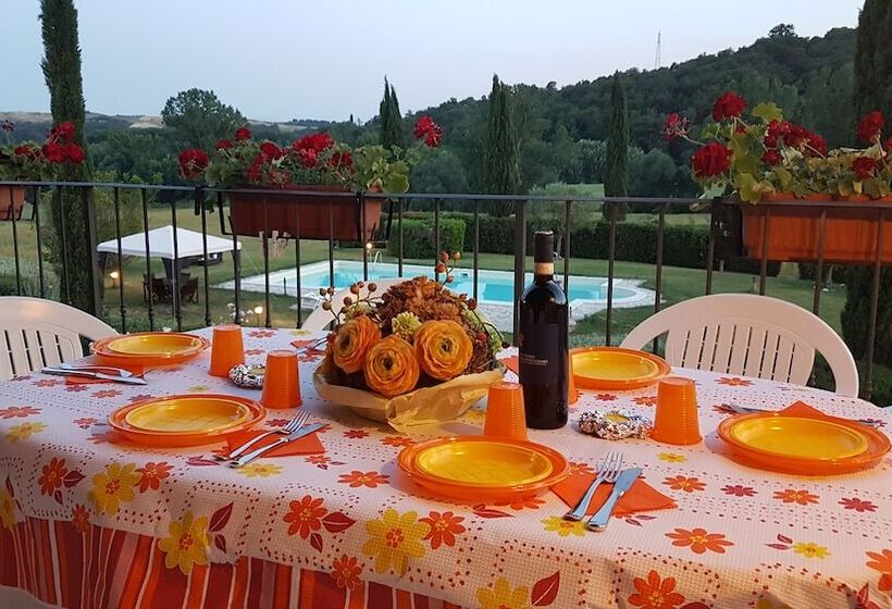 هتل روستایی Agriturismo Il Poderino