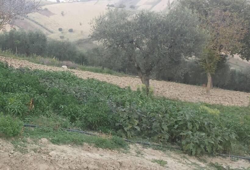 فندق ريفى Agriturismo La Fortezza