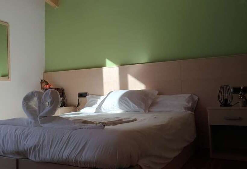 فندق ريفى Agriturismo Terra Del Sole