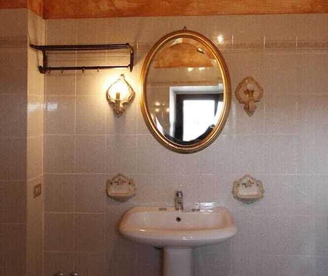 בית מלון כפרי Fattoria Albanese Labardi