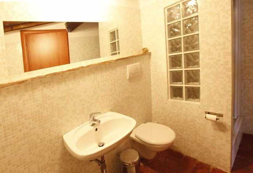 בית מלון כפרי Fattoria Albanese Labardi