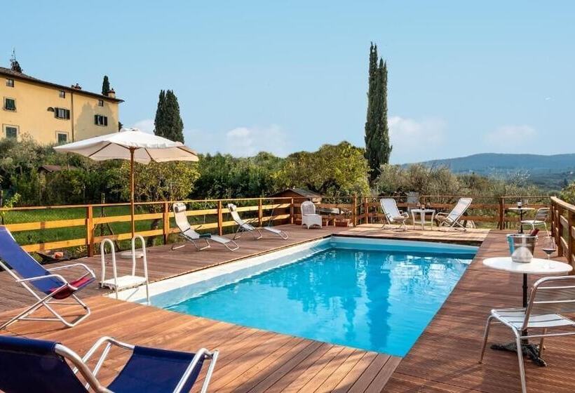 هتل روستایی La Capannaccia