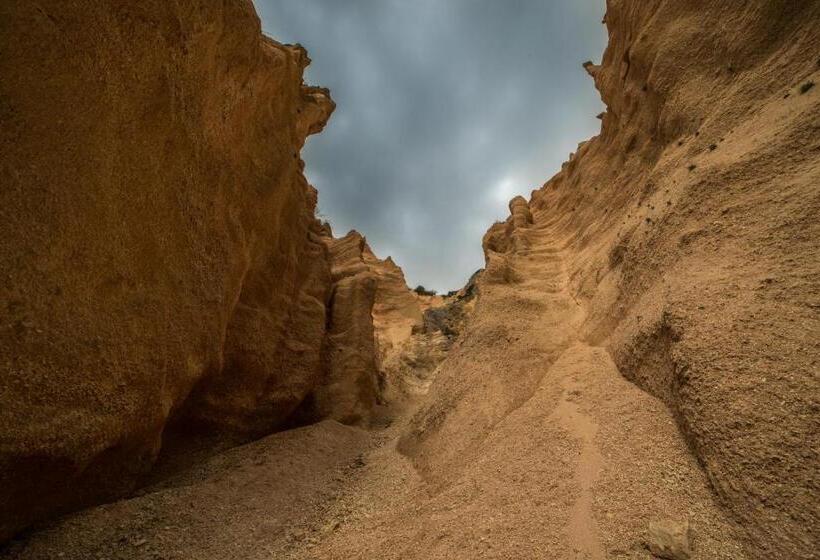 فندق ريفى Locanda Della Rocca