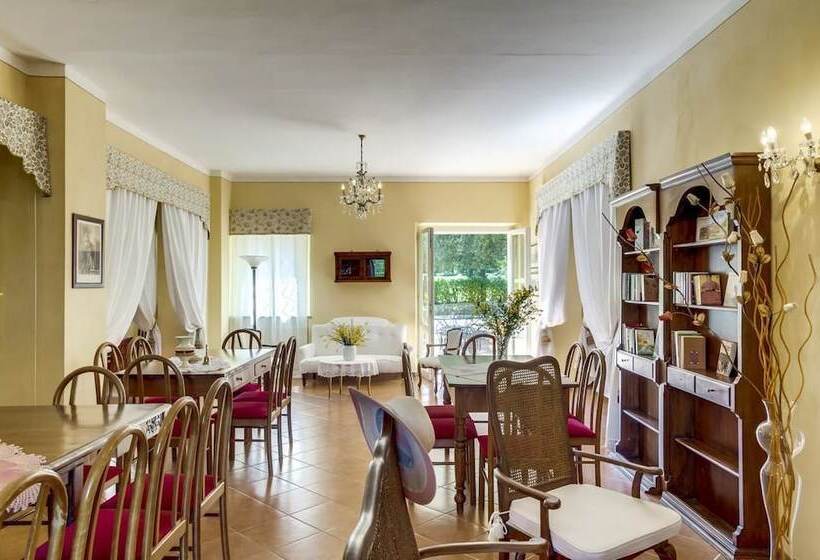 בית מלון כפרי Verdidea   La Palazzina