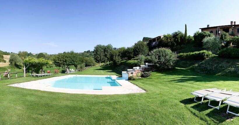 בית מלון כפרי Podere Della Bruciata B&b