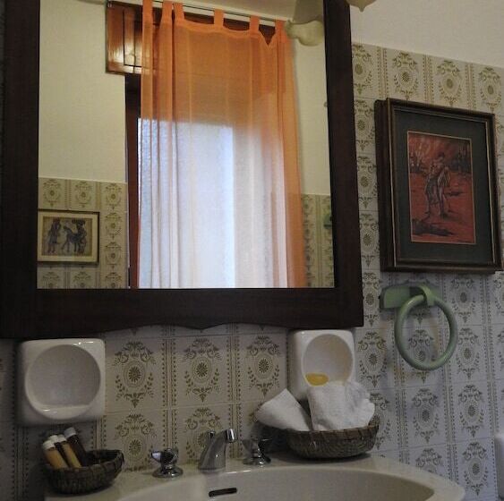 La Menaresta Apartments