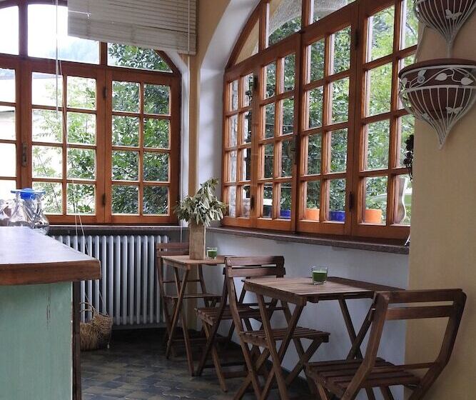 La Menaresta Apartments