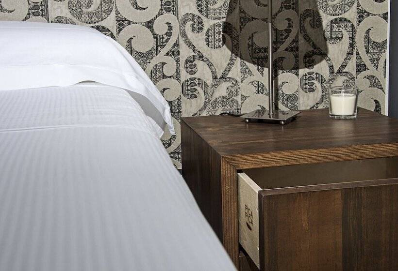 پانسیون Pica Pica