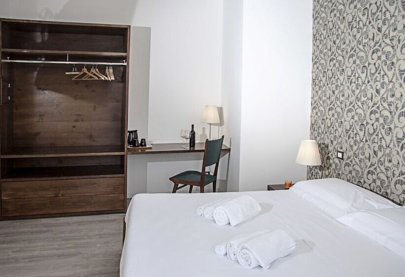 پانسیون Pica Pica