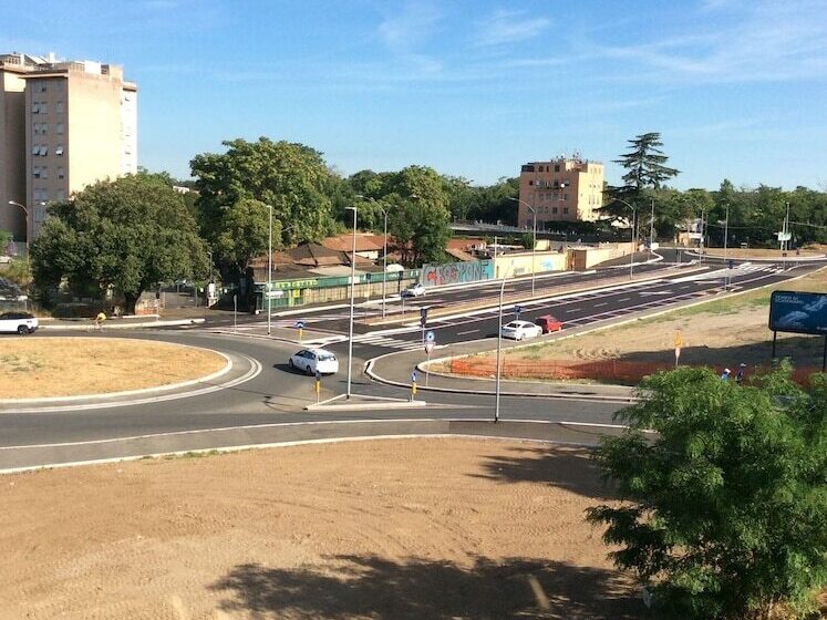 פנסיון Tommy Guest House Roma