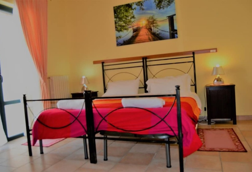 Пансион Villa Belvedere Lago Pergusa