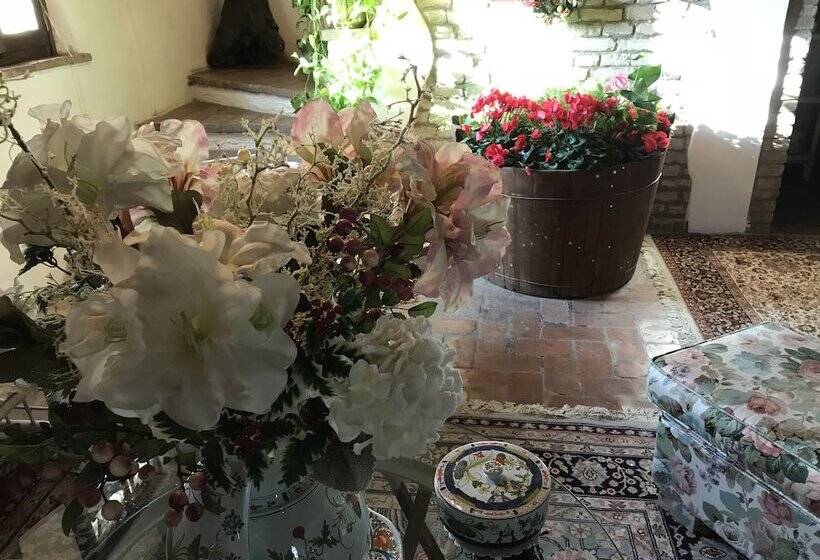 بنسيون Villa Camilla