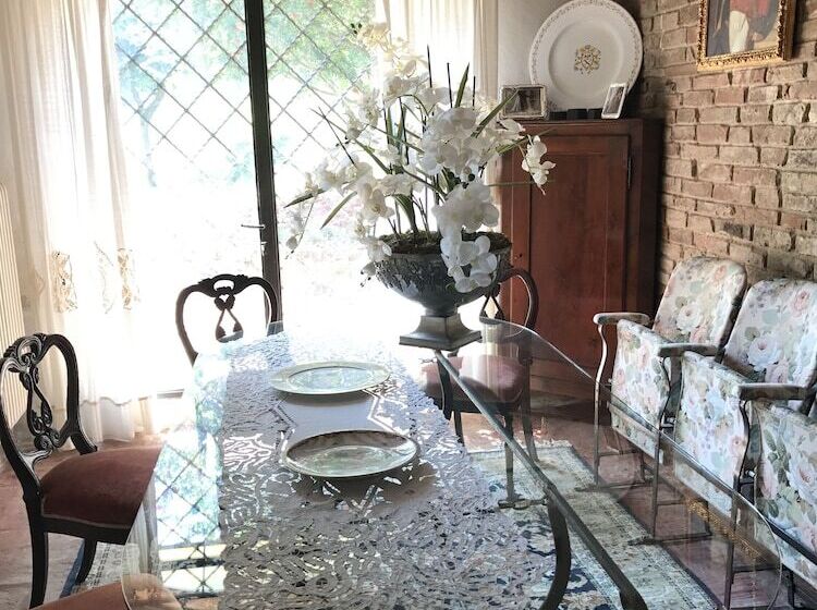 بنسيون Villa Camilla