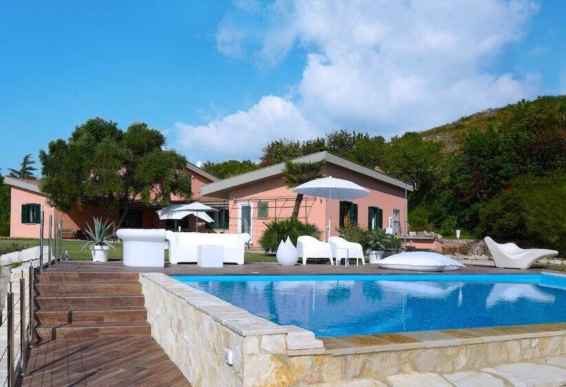 Пансион Villa Di Papà