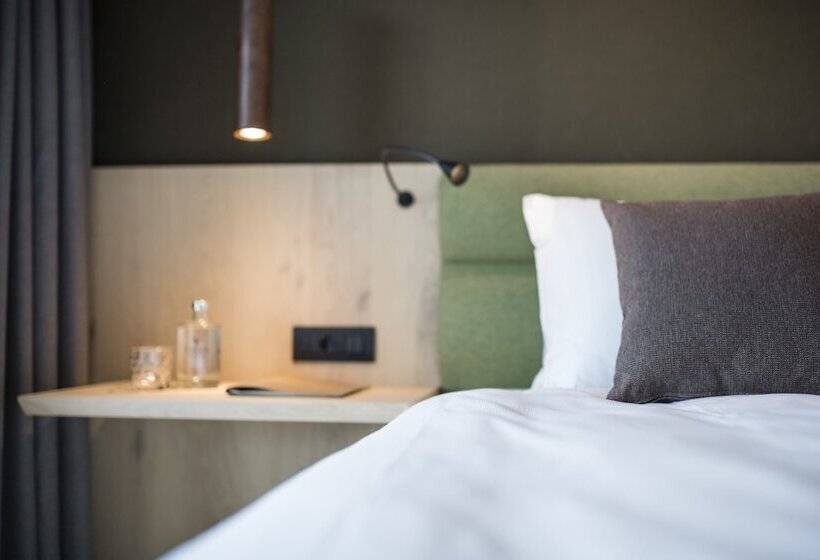 Vinea Suites & Apartments