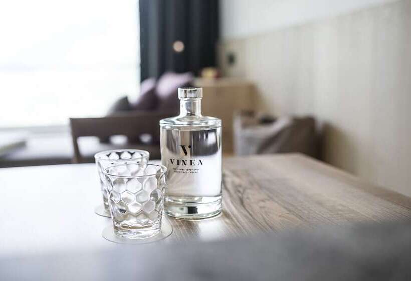 Vinea Suites & Apartments