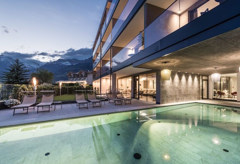 Vinea Suites & Apartments