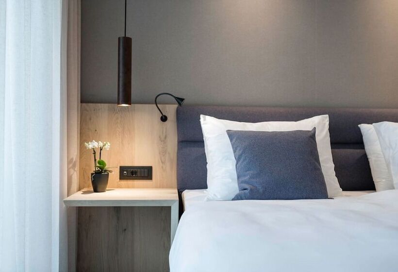 Vinea Suites & Apartments