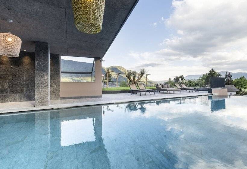 Vinea Suites & Apartments