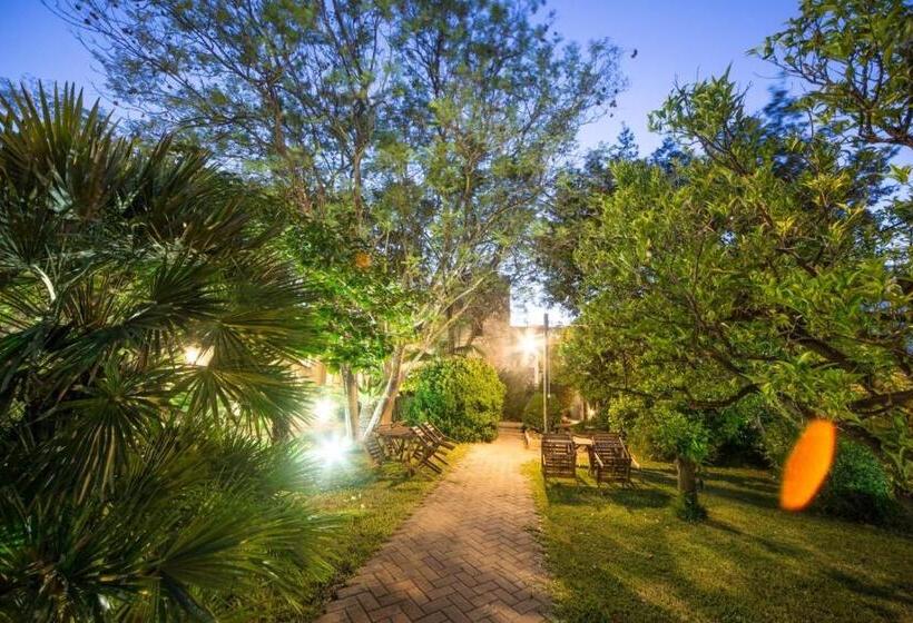 B&b Giardino Nascosto Taviano