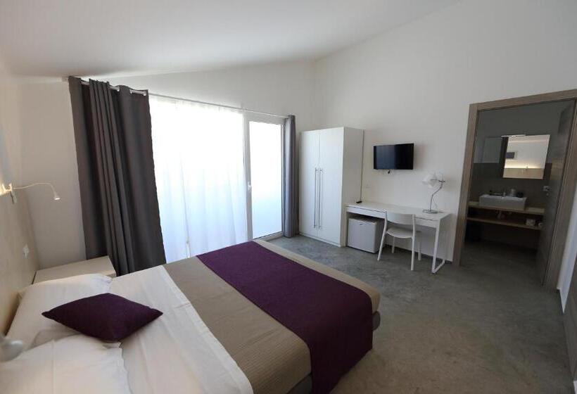 Bed and Breakfast I Giardini Della Castellana