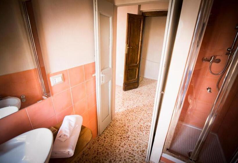 Il Vicoletto Di Bibi   B&b