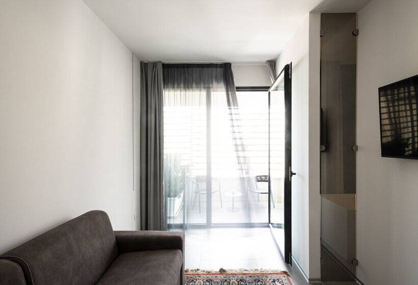 Alkamuri Posh Hotel E Spa