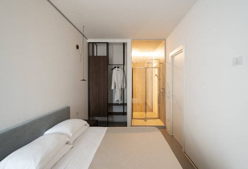 Alkamuri Posh Hotel E Spa