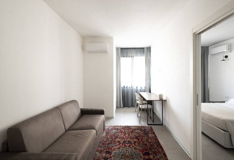 Alkamuri Posh Hotel E Spa