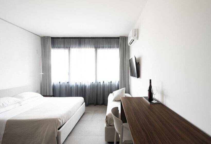 Alkamuri Posh Hotel E Spa