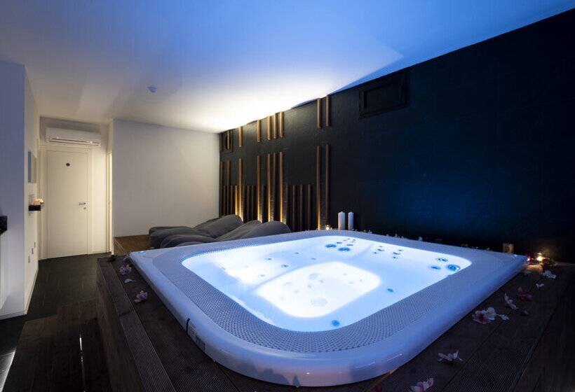 Alkamuri Posh Hotel E Spa