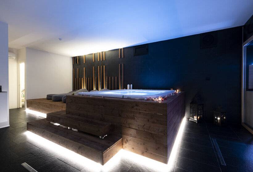 Alkamuri Posh Hotel E Spa