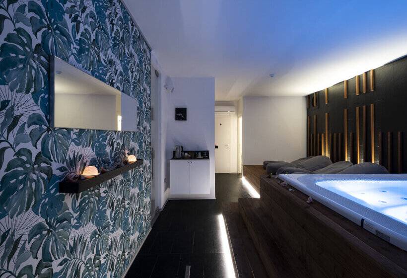 Alkamuri Posh Hotel E Spa