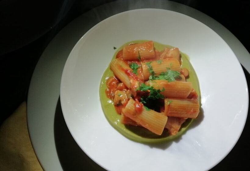 פונדק Sax Palazzo Sarro