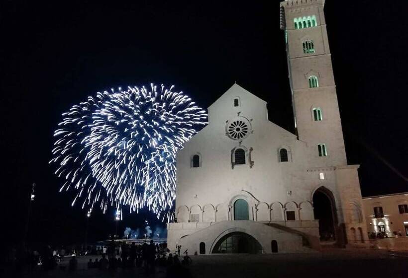 פונדק Sax Palazzo Sarro