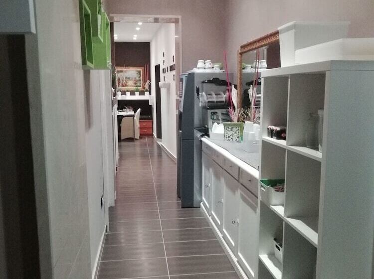 פונדק Sax Palazzo Sarro