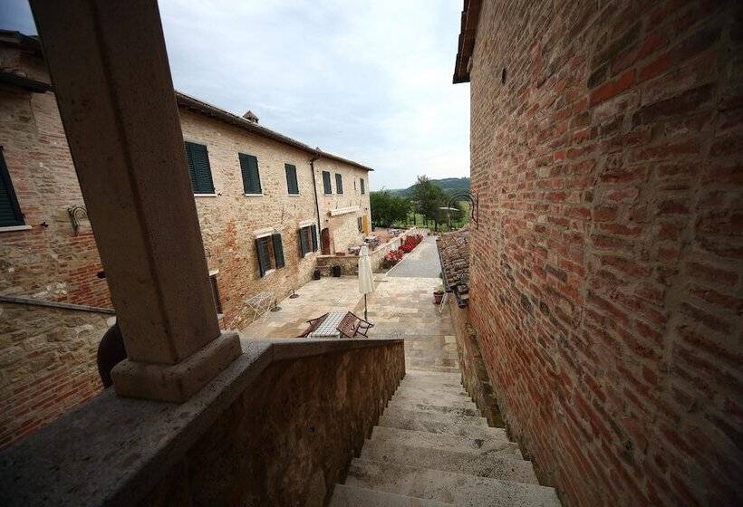 هتل روستایی Agriturismo L Antico Ritrovo