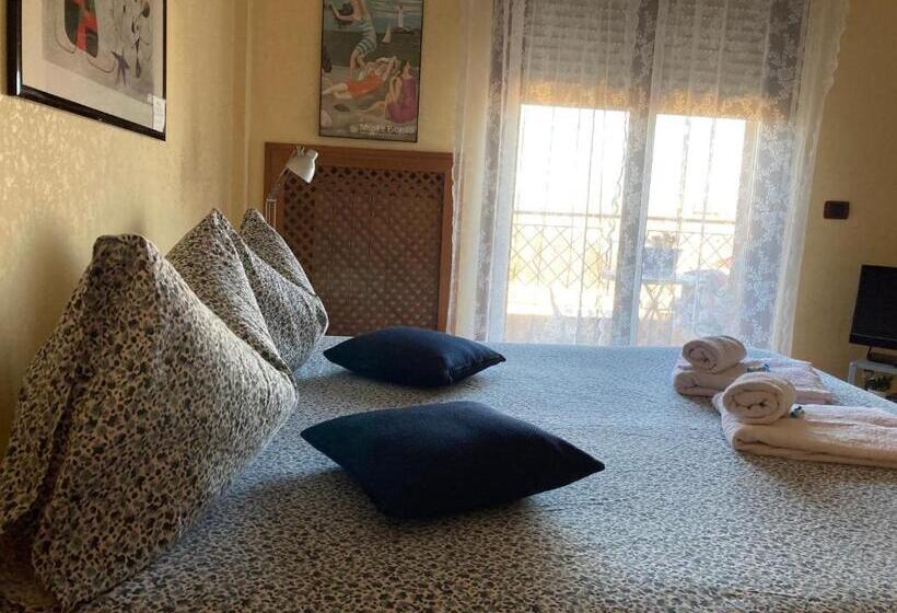 Jfk B & B