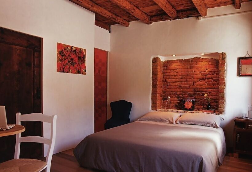 Mi Casa Tu Casa Bed & Breakfast