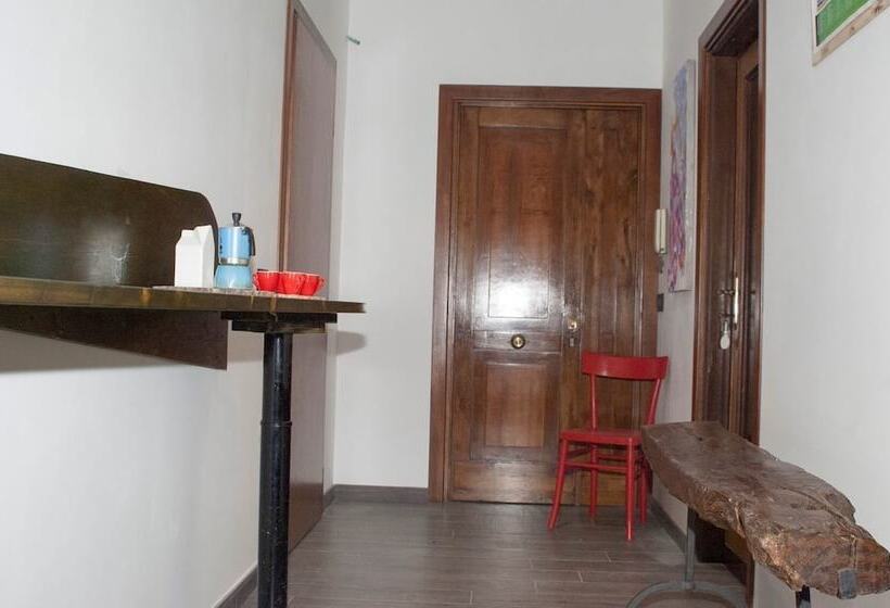 بنسيون Il Mandorlo Rooms & Garden