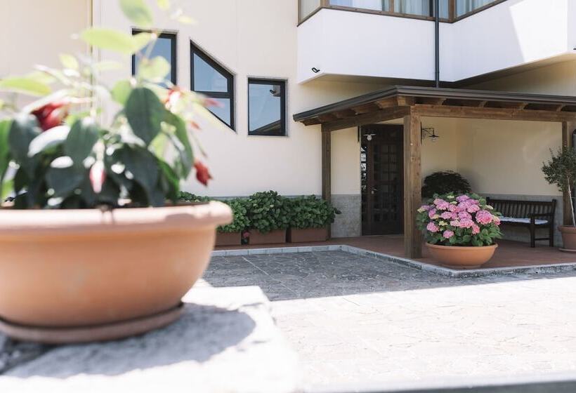 پانسیون La Villa Resort Charme & Relax