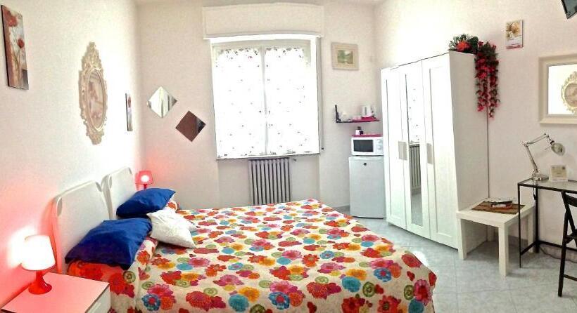 פנסיון Top Suit Uno   Guest House