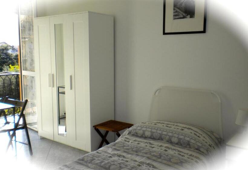 פנסיון Top Suit Uno   Guest House