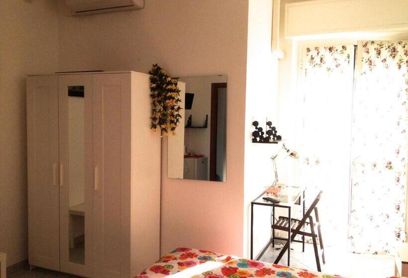 פנסיון Top Suit Uno   Guest House