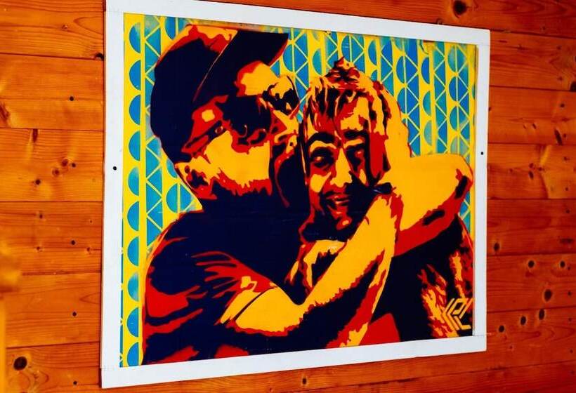 منتجع Nautilus Village