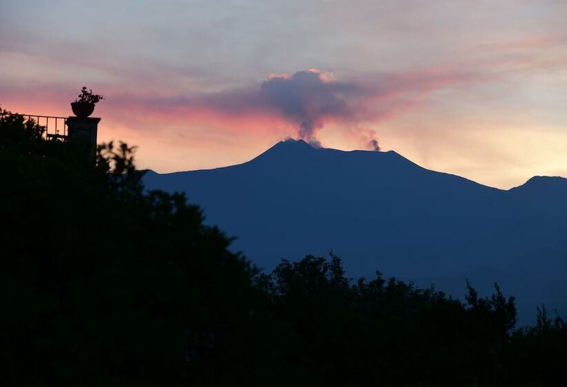تختخواب و صبحانه Giardino Arancio