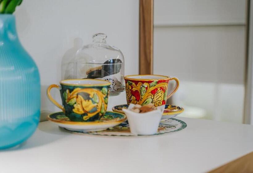 تختخواب و صبحانه Villa Sece  Luxury Rooms